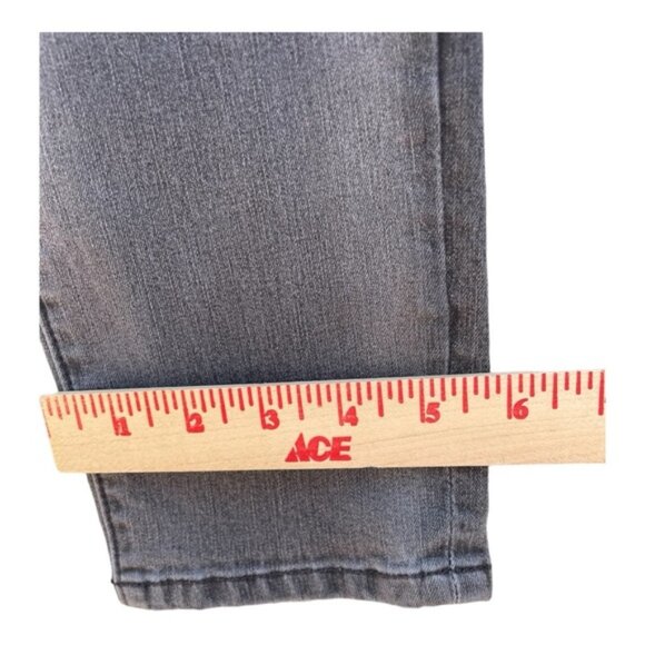 Two by Vince Camuto Women's Washed Grey Stretch Skinny Jeans Size 4 - Picture 6 of 9